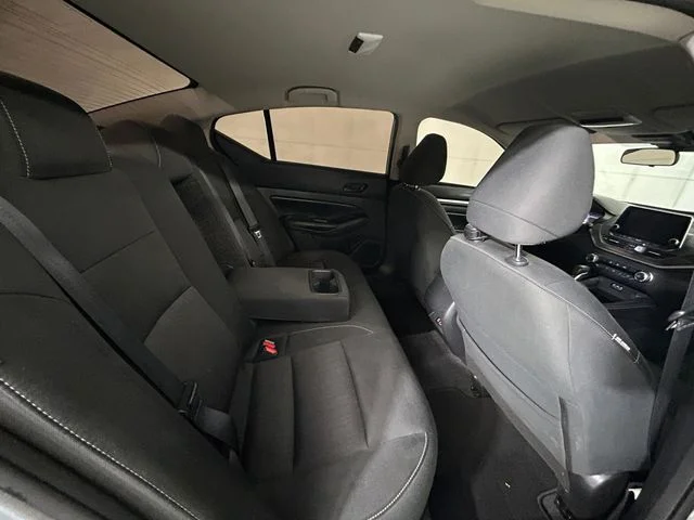 2023 Nissan Altima SV - Photo 17