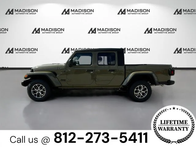 New 2025 Green Jeep Sport S image 8