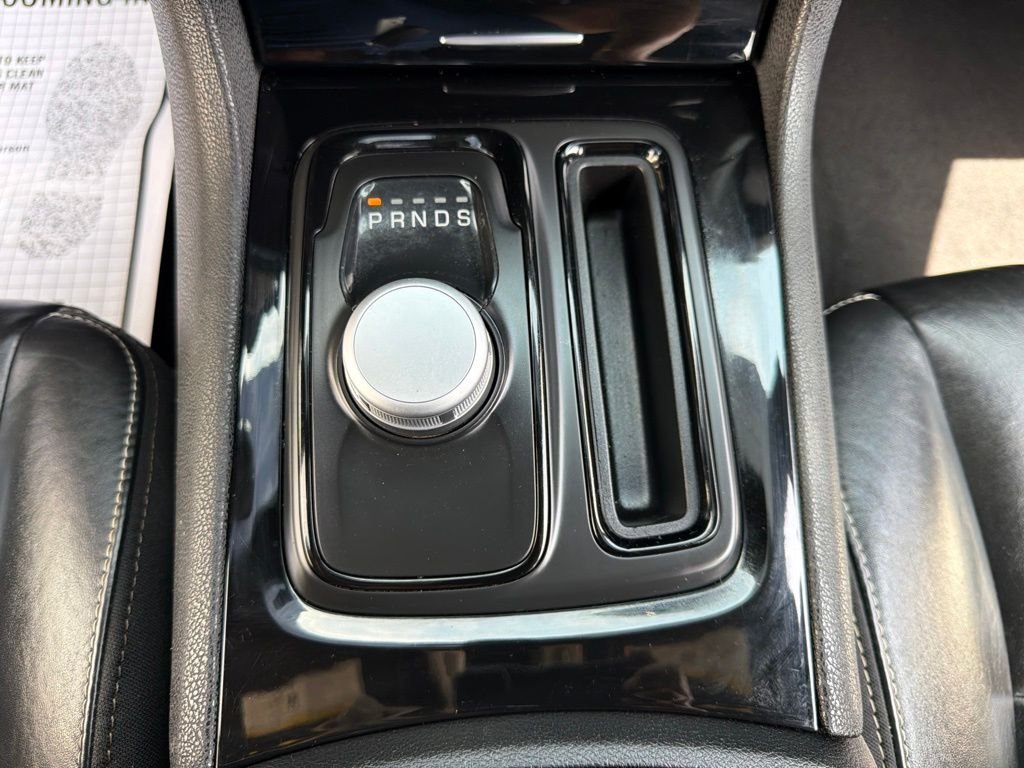 2022 Chrysler 300 S - Photo 35