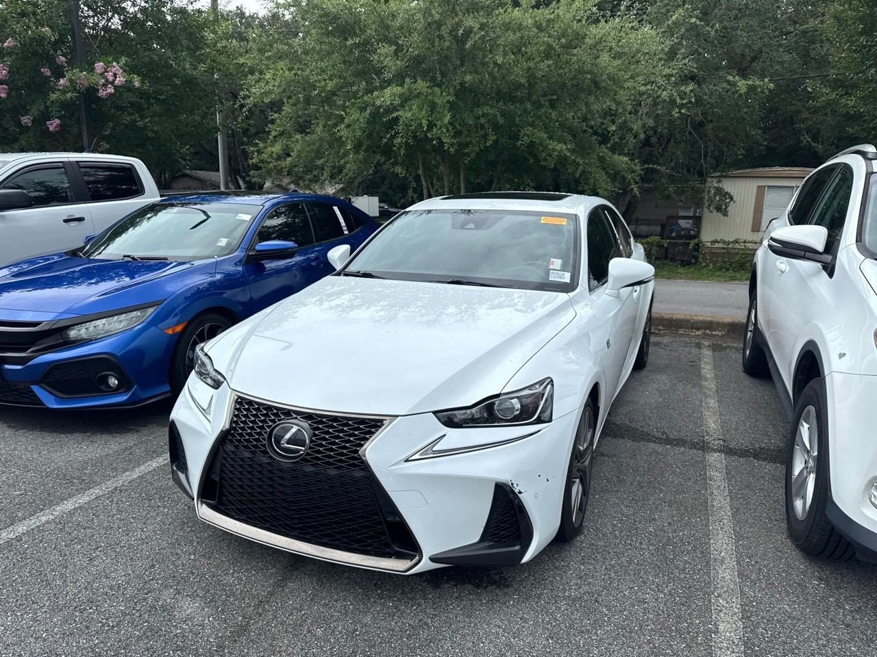 Used 2018 White Lexus 350 image 1