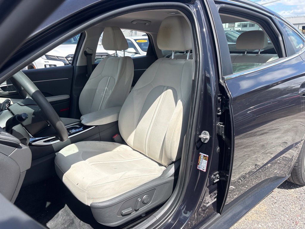 Used 2023 Blue Hyundai SEL image 9