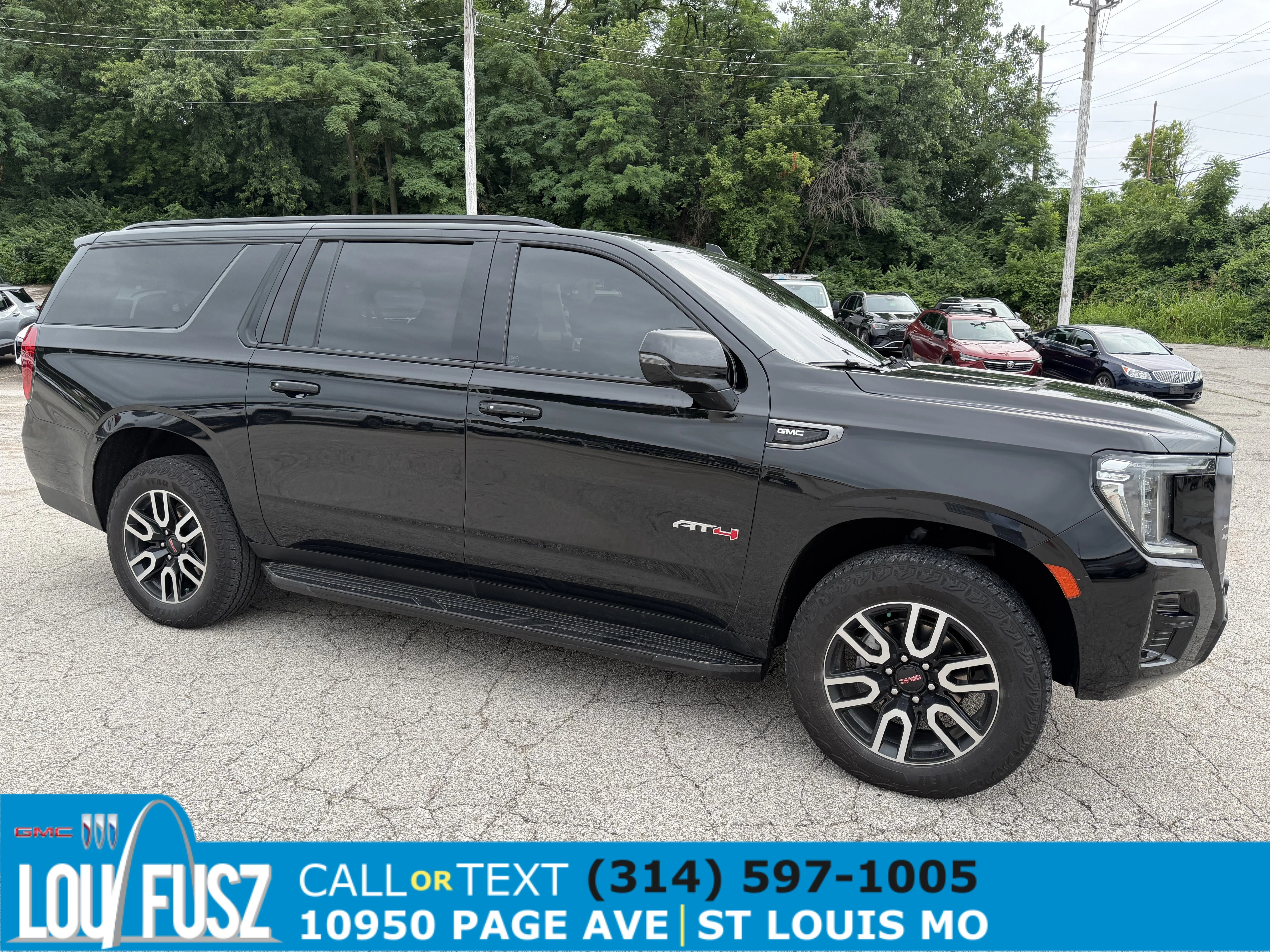 2024 GMC Yukon 4WD AT4's photo