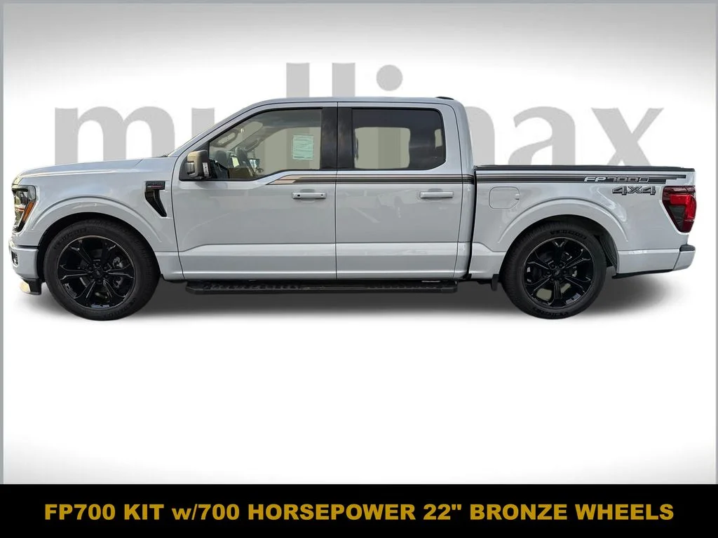 New 2025 White Ford XLT image 2