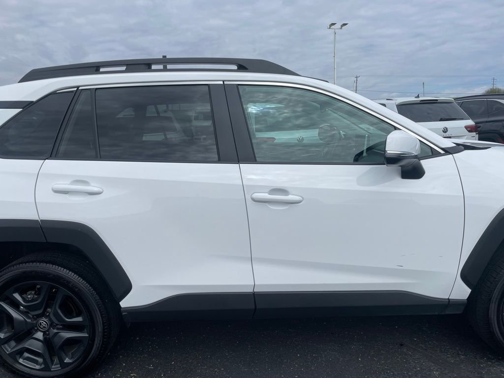 Used 2024 White Toyota Adventure image 23