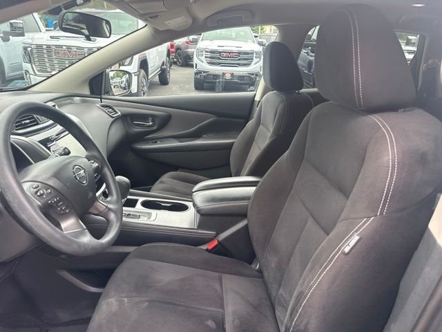 Used 2019 Gray Nissan S image 12