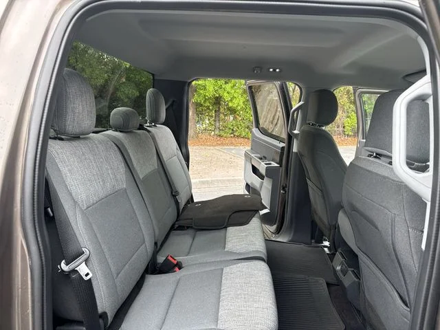Used 2021 Gray Ford XLT image 11