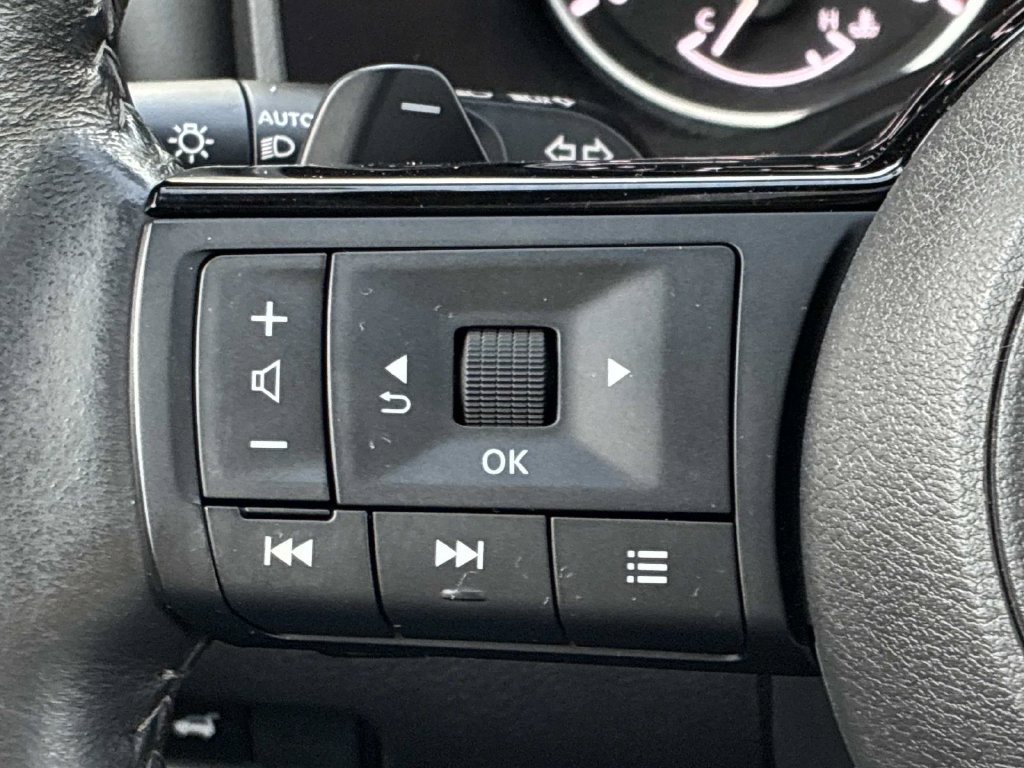 Used 2023 Black Nissan SL image 26