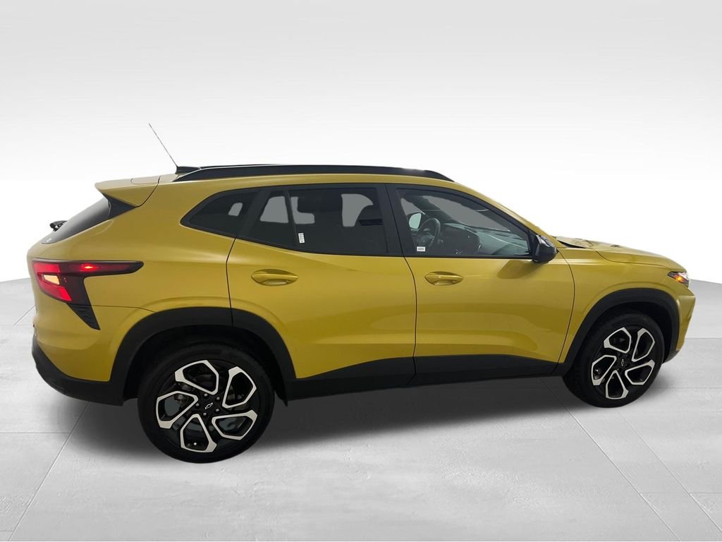 Used 2024 Yellow Chevrolet 2RS image 6