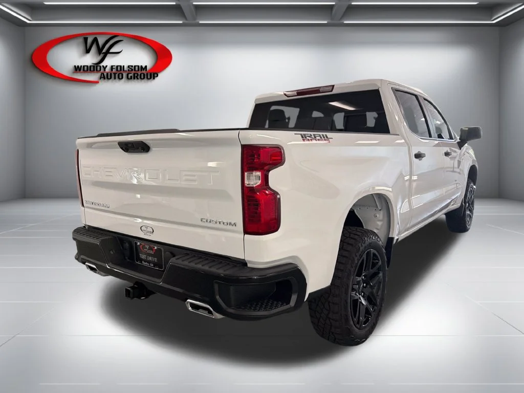 New 2026 Summit White Chevrolet Custom Trail Boss image 6
