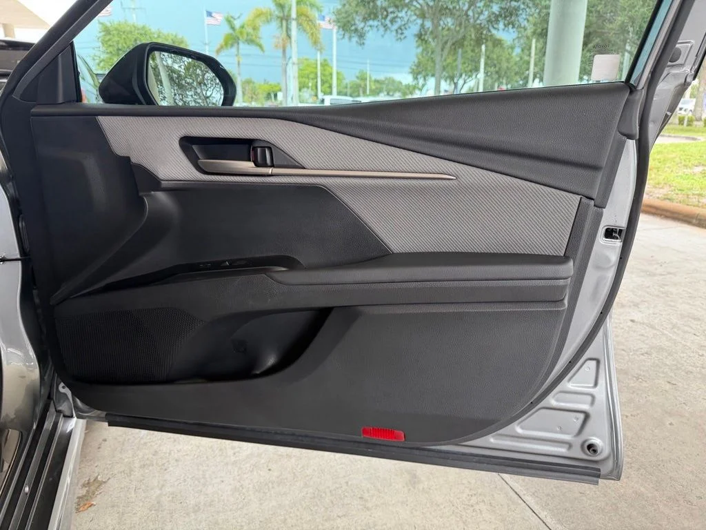 Used 2025 White Toyota SE image 23