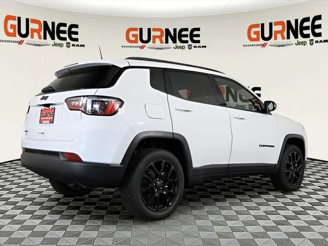 New 2026 Bright White Clear-Coat Exterior Paint Jeep Latitude image 23