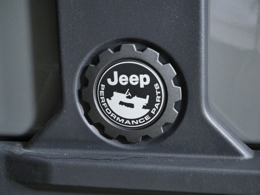 Used 2023 Gray Jeep Rubicon image 12
