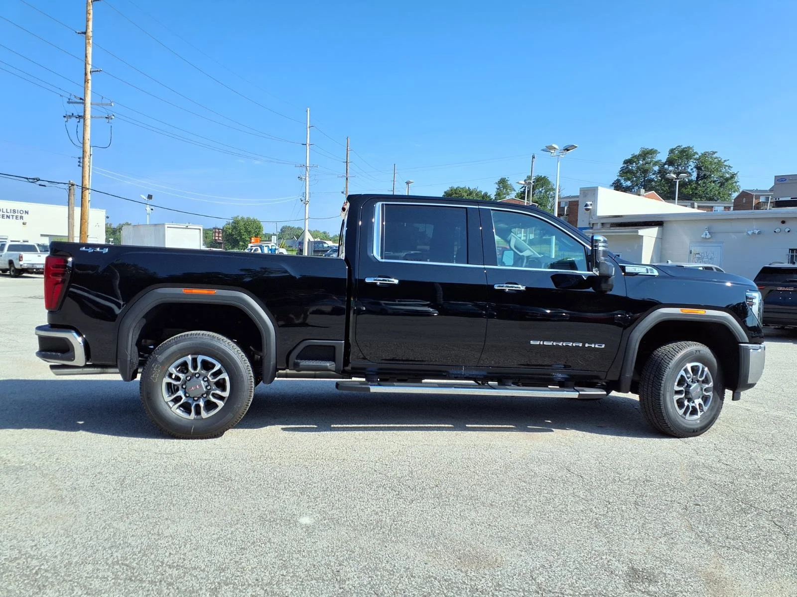New 2026 Onyx Black GMC SLT image 24