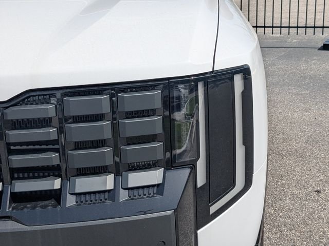 New 2027 Glacial White Pearl Kia X-LINE SX image 10