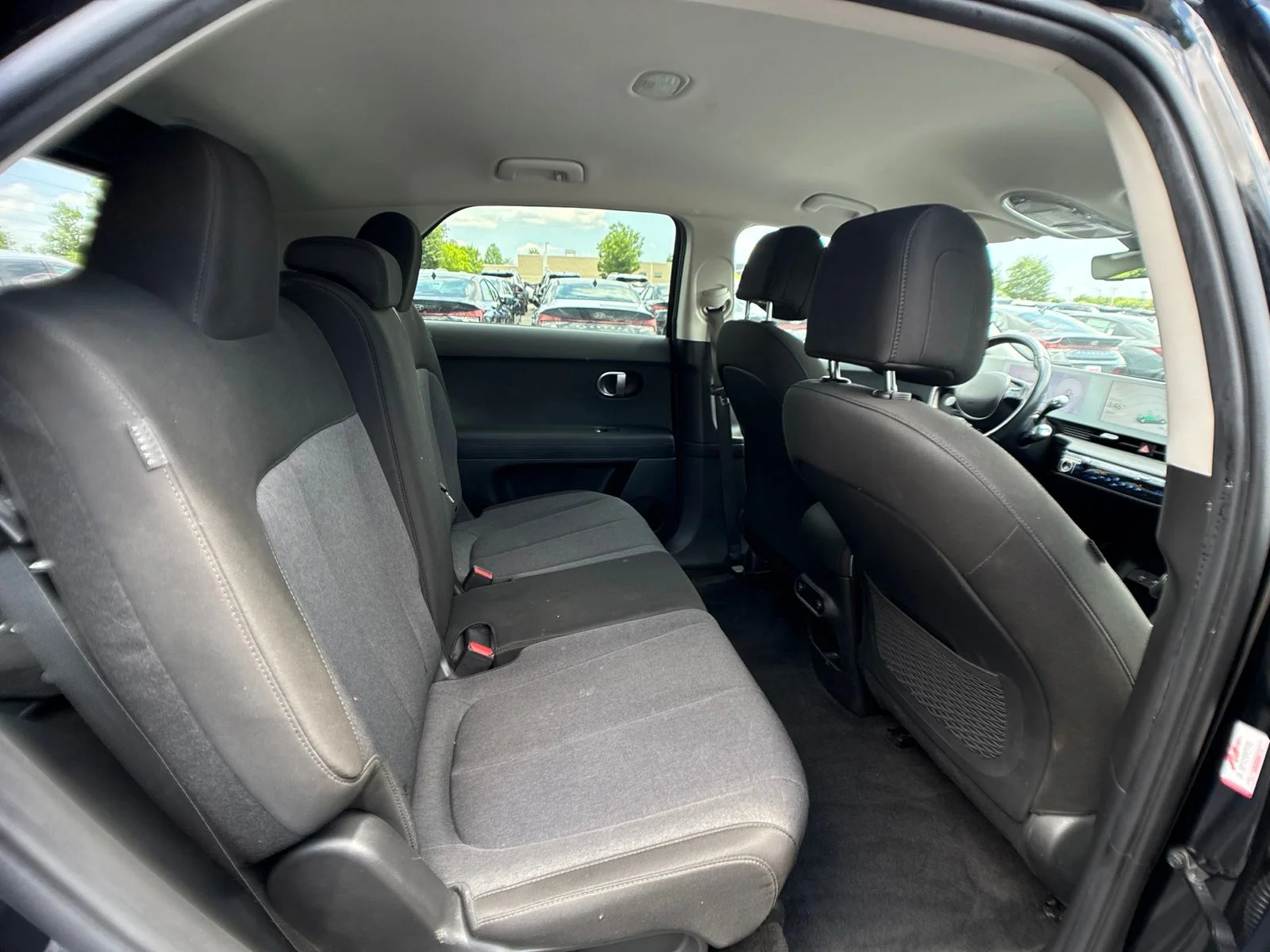 Used 2024 Black Hyundai SEL image 29