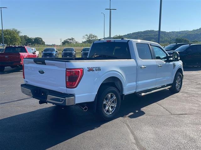 Certified Used 2022 Oxford White Ford XLT image 38