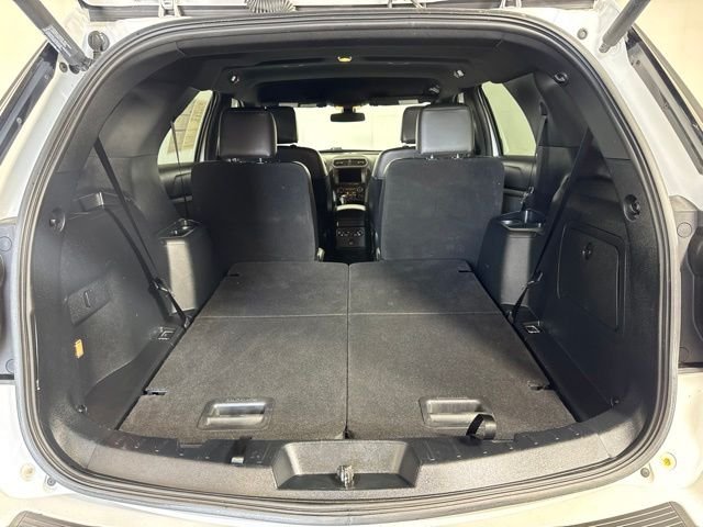 Used 2019 White Ford XLT image 23