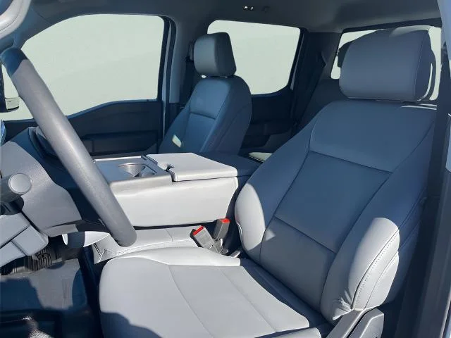 New 2026 Oxford White Ford F-350® XL image 39