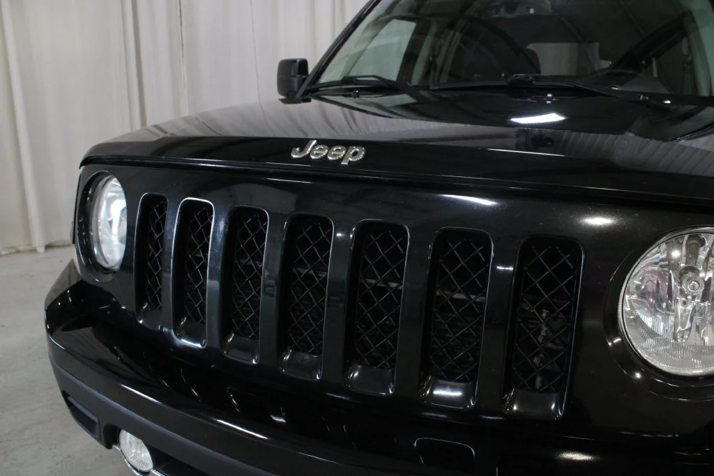 Used 2016 Black Jeep High Altitude image 31