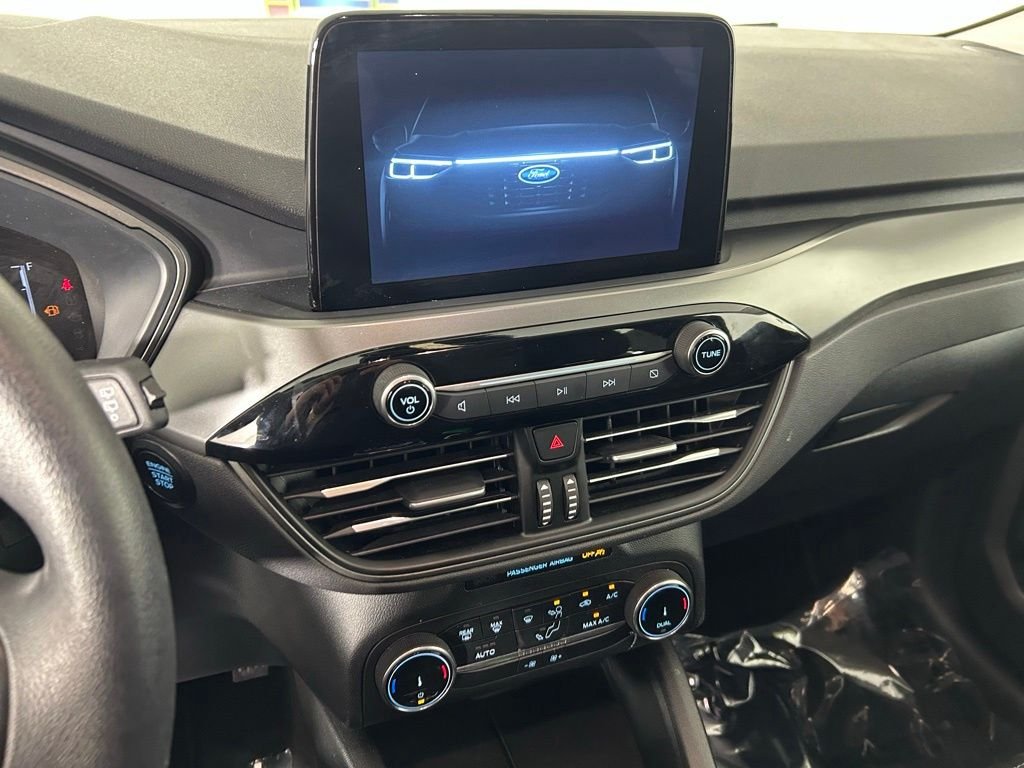 Used 2025 Silver Ford Active image 2