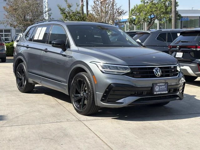 Gray 2023 Volkswagen Tiguan SUV / Crossover Front-Wheel Drive 