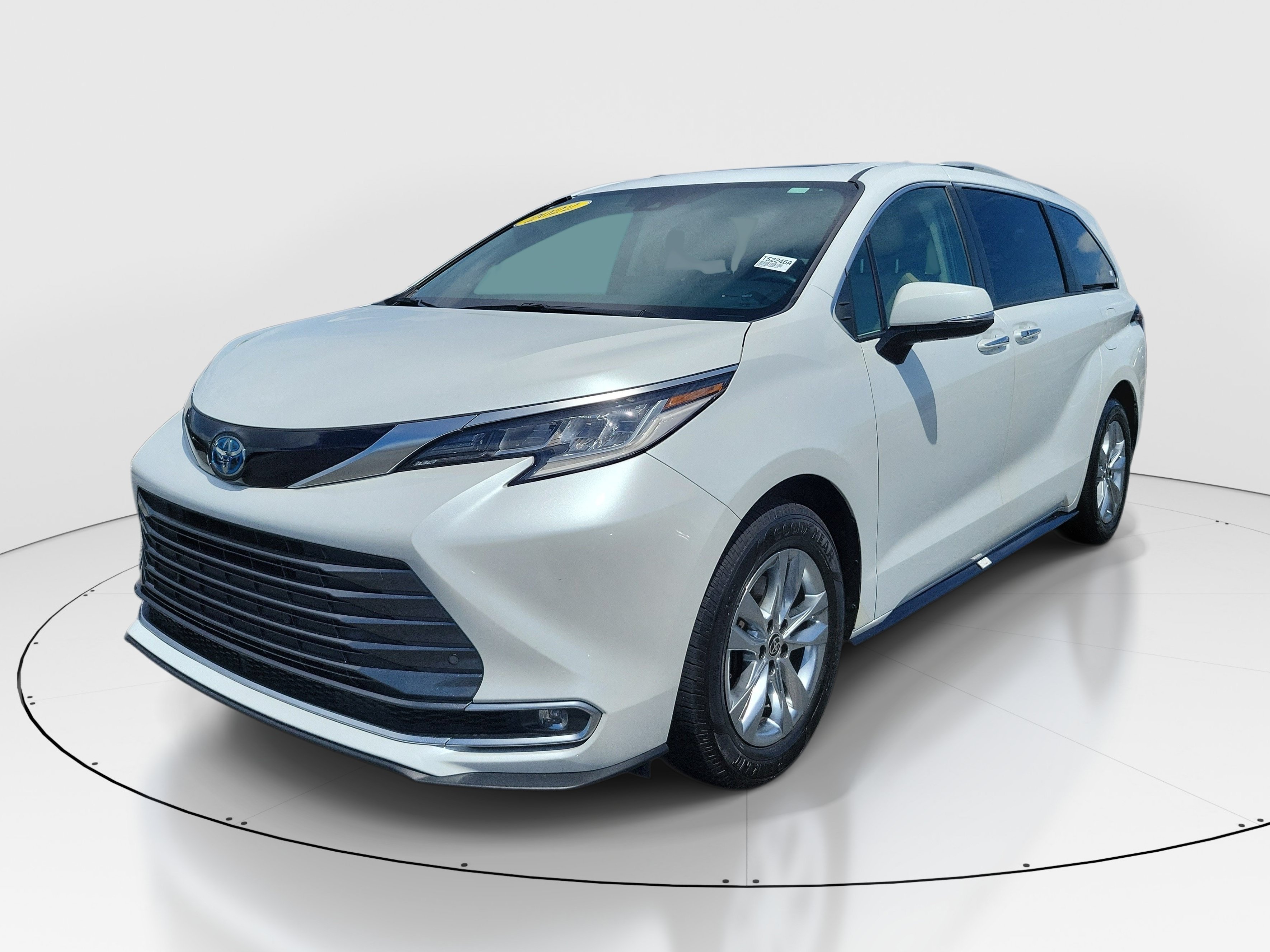 Used 2022 Pearl Toyota Limited image 3