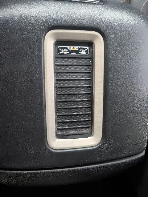Used 2019 Black GMC Denali image 6