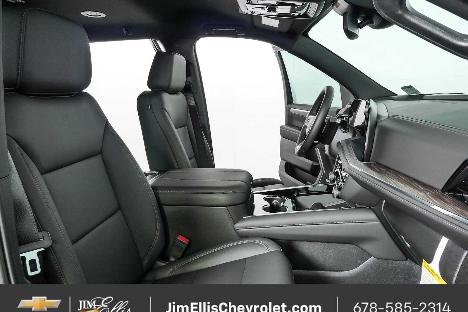 New 2026 Black Chevrolet LT image 23