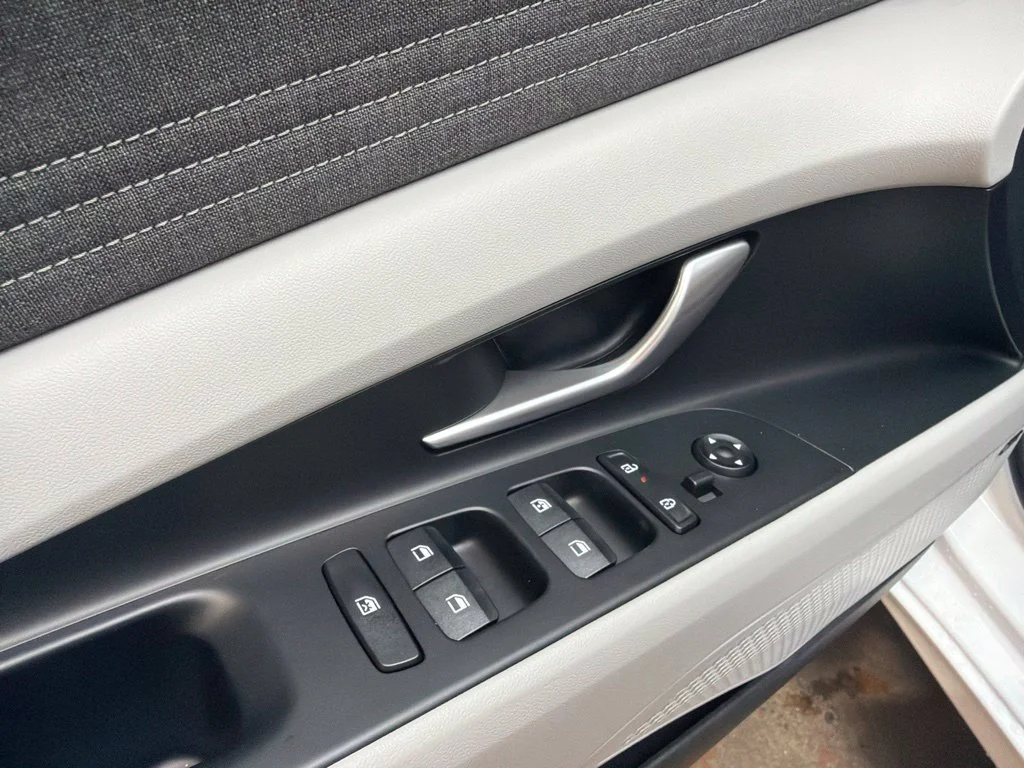 New 2026 Serenity White Hyundai Limited image 29
