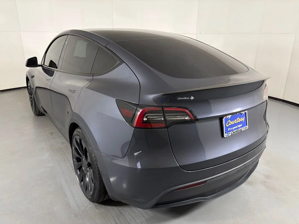 Used 2022 Midnight Silver Metallic Tesla Performance image 6