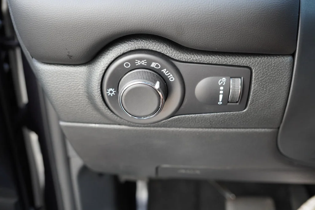 Certified Used 2026 Vapor Gray Dodge GT Plus HEMI V8 image 28