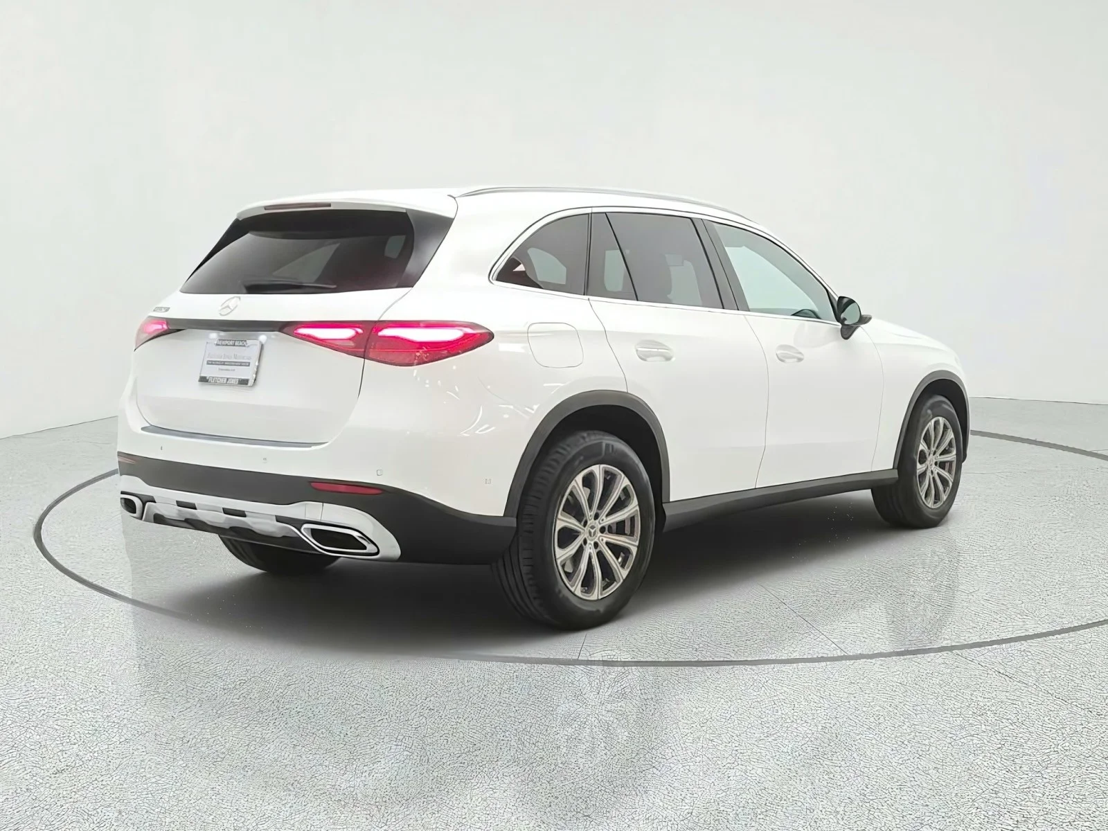 Certified Used 2024 Polar White Mercedes-Benz GLC 300 image 5