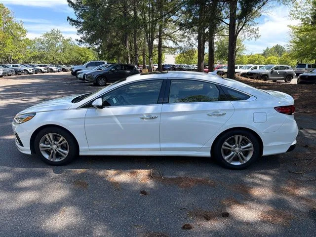 Used 2019 White Hyundai Limited image 2