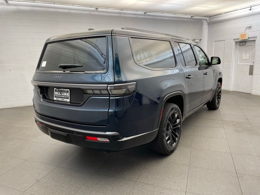 New 2026 Fathom Blue Pearl-Coat Exterior Paint (Late Availability) Jeep Summit Obsidian image 4