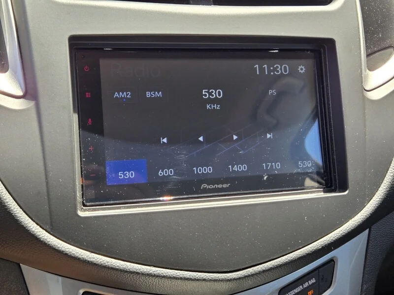 Used 2016 Summit White Chevrolet LT image 17