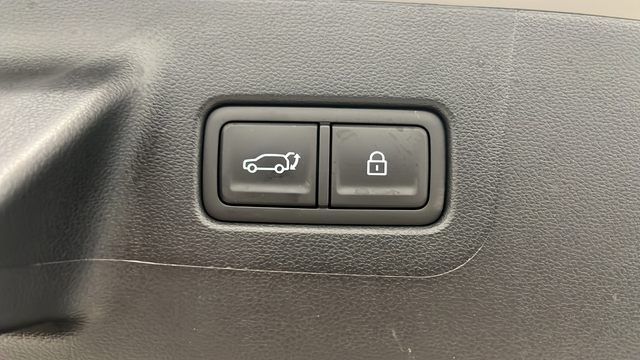 Used 2026 Hampton Gray Hyundai SEL image 31