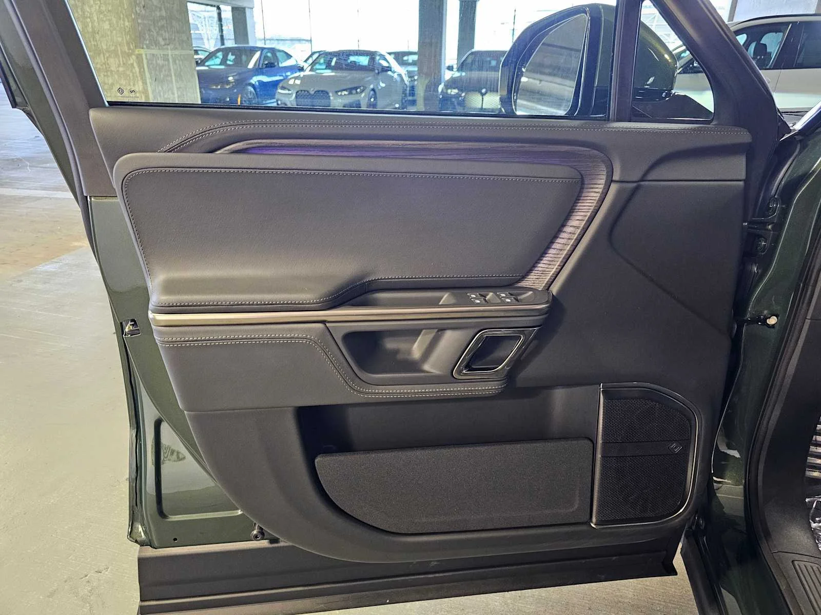 Used 2023  Rivian Adventure image 17