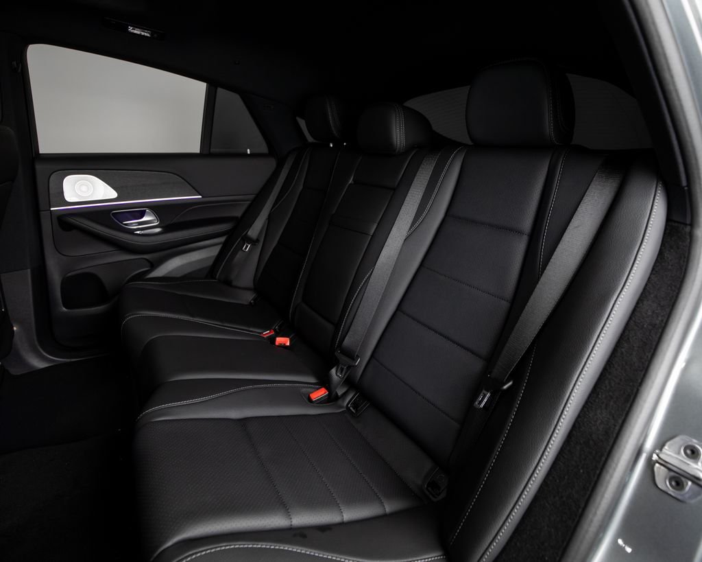New 2026 Selenite Grey Metallic Mercedes-Benz GLE 450 Coupe image 9