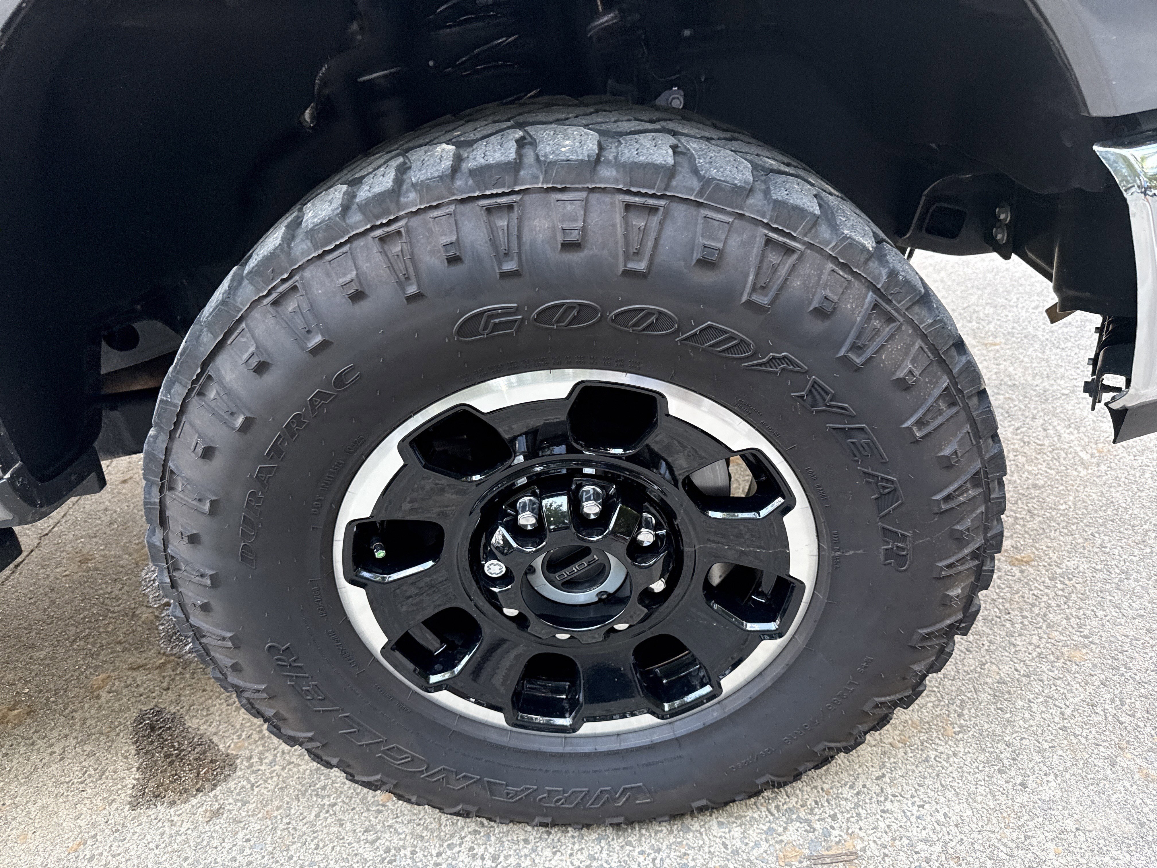 Used 2025 Gray Metallic Ford XLT image 13