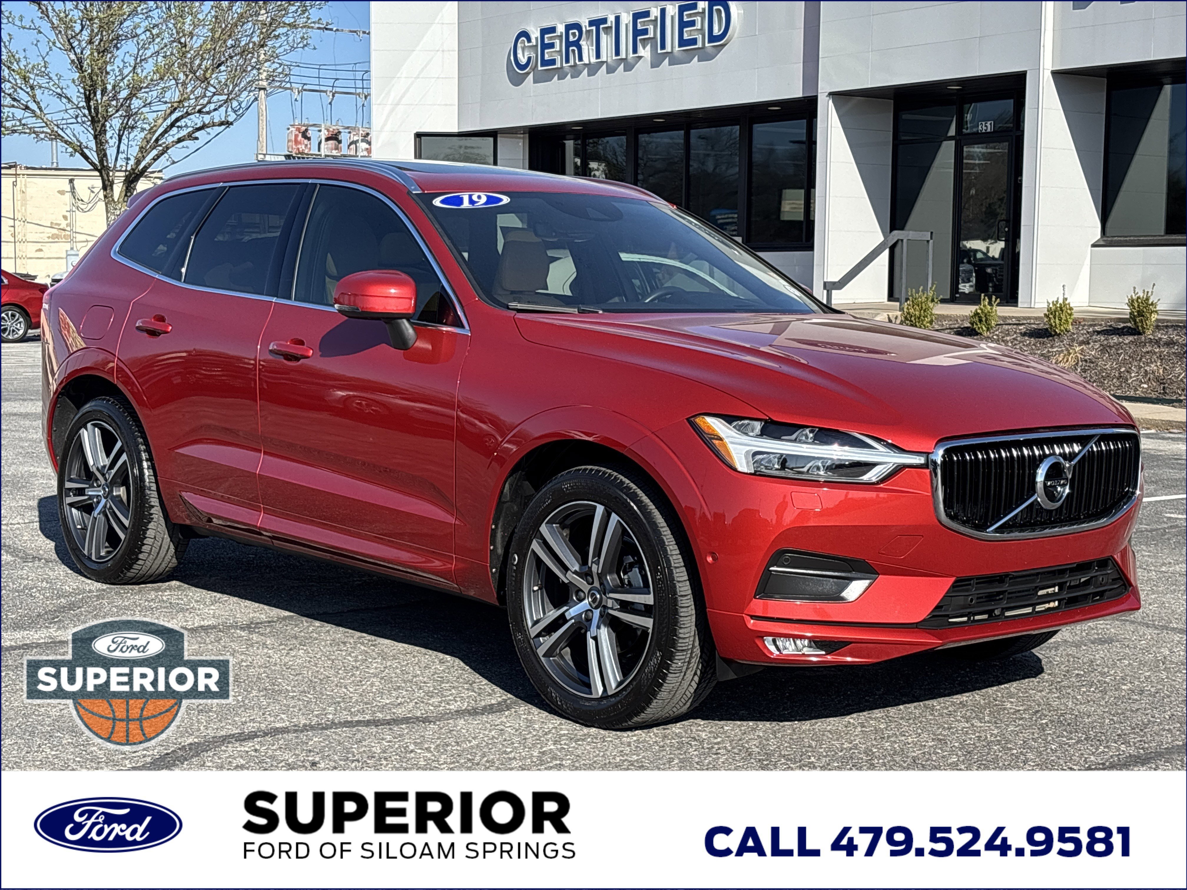 2019 Volvo XC60 Momentum