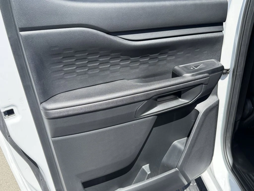 New 2025 Oxford White Ford XL image 20