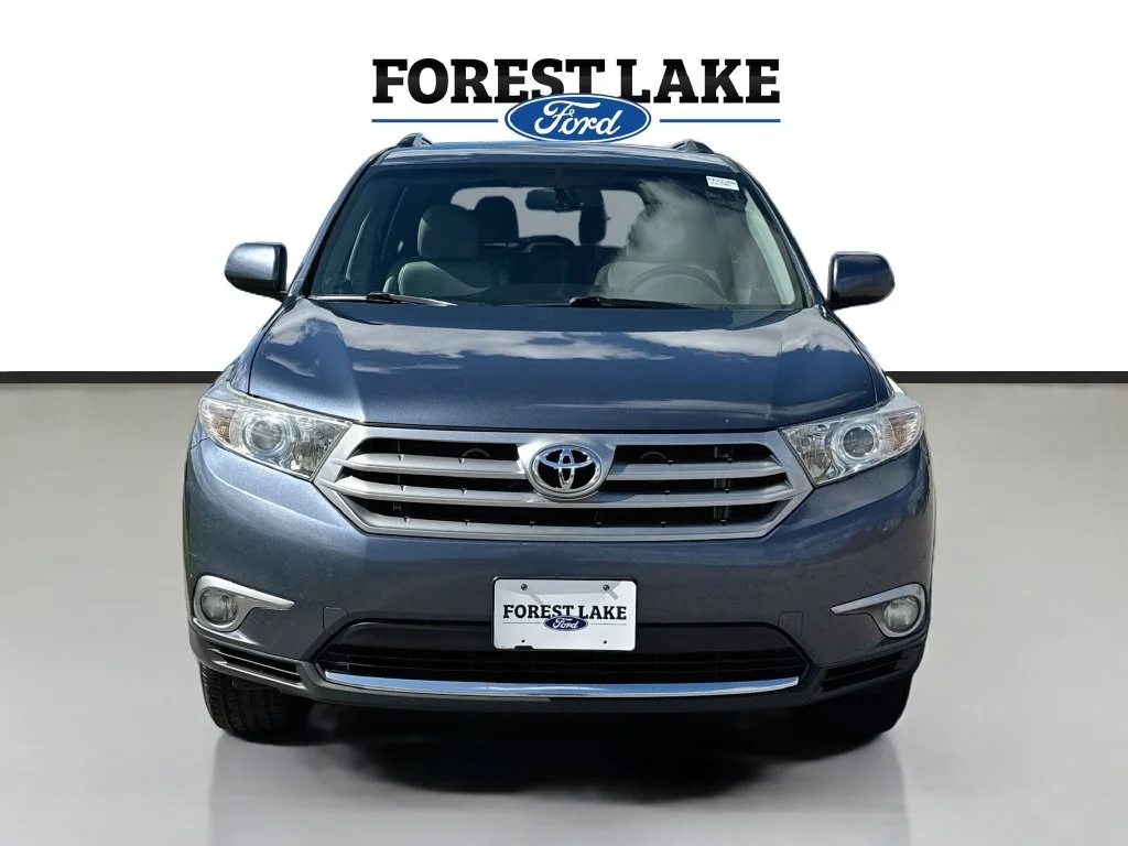 Used 2013 Toyota Highlander Base with VIN 5TDBK3EH1DS233200 for sale in Forest Lake, Minnesota