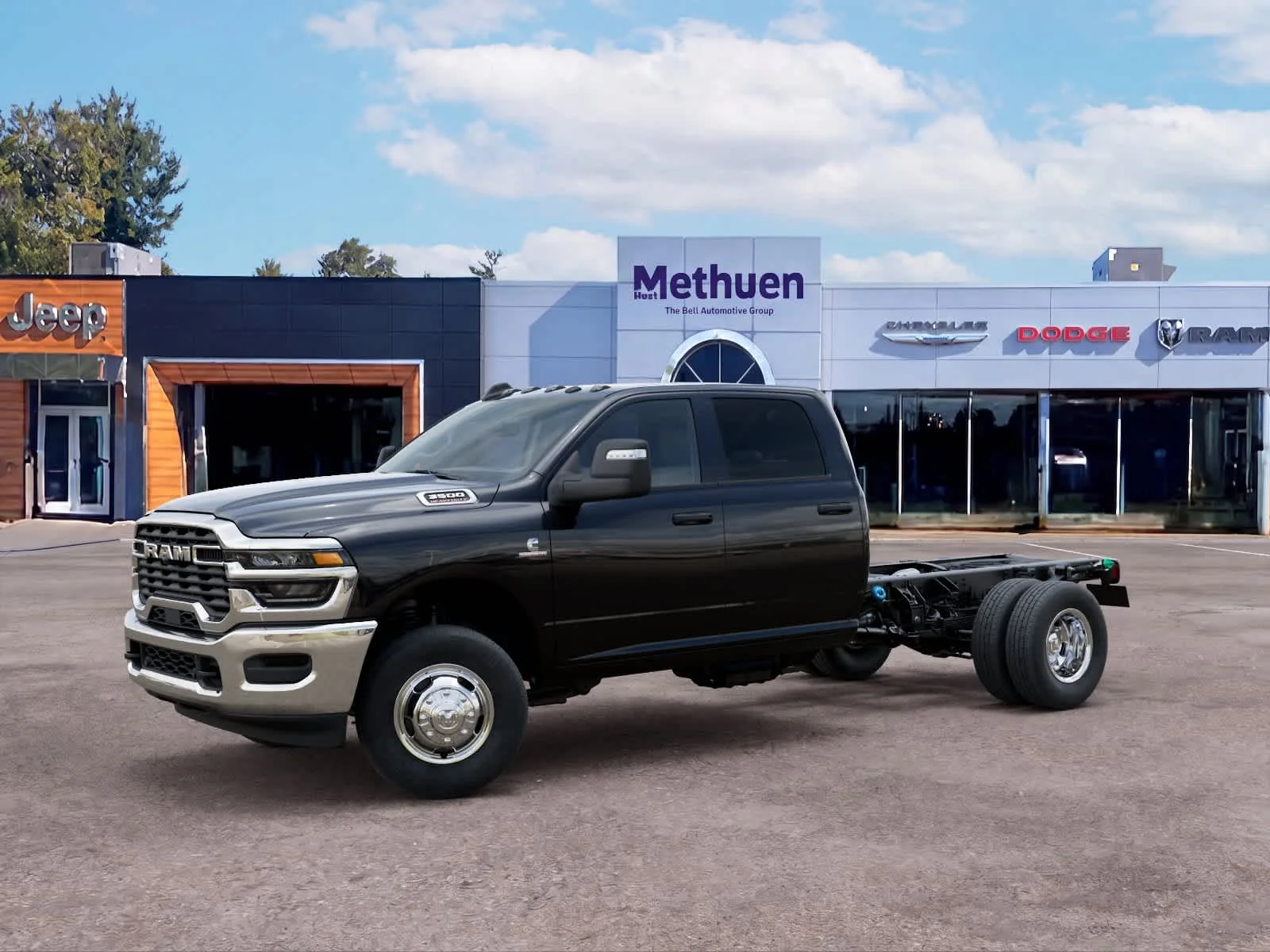 New 2026 Diamond Black Crystal Pearlcoat Ram Tradesman image 2