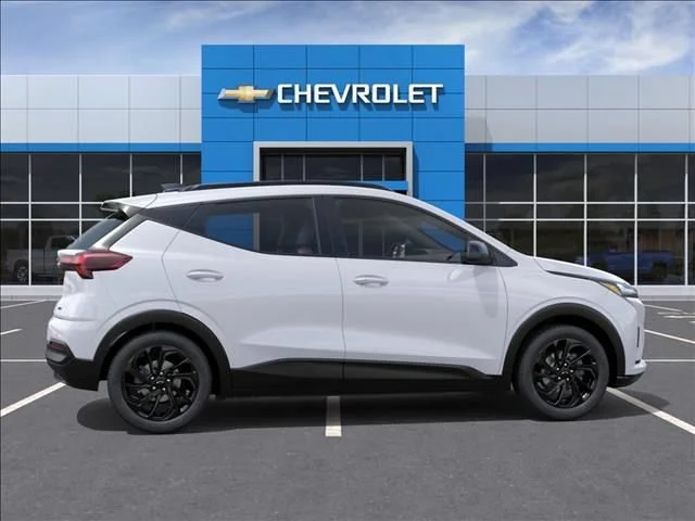 New 2027 Summit White Chevrolet RS image 5