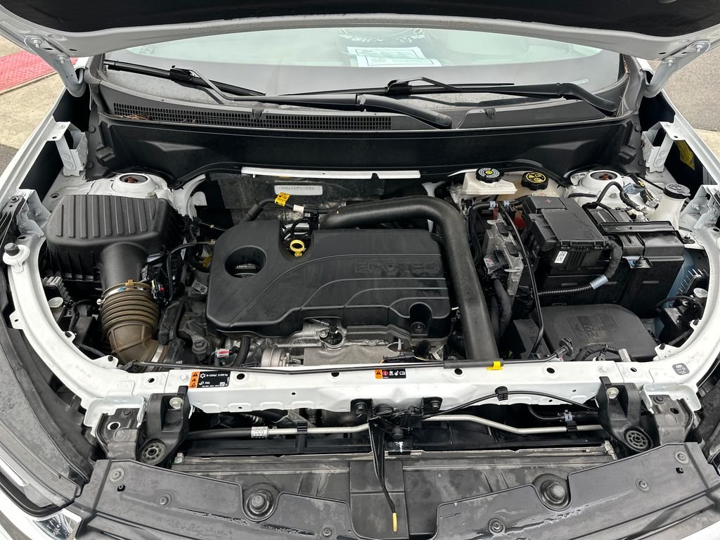 Used 2023 Summit White Chevrolet LT image 28