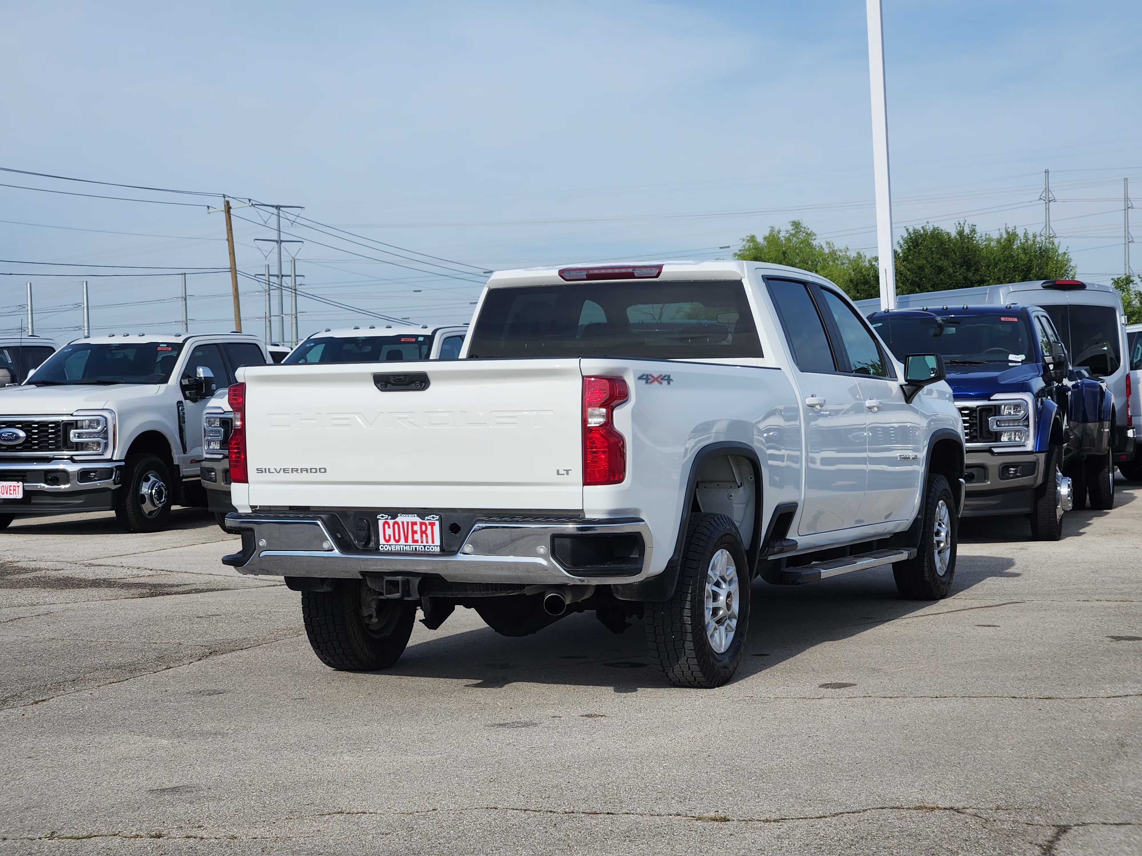 Used 2022 Summit White Chevrolet LT image 7