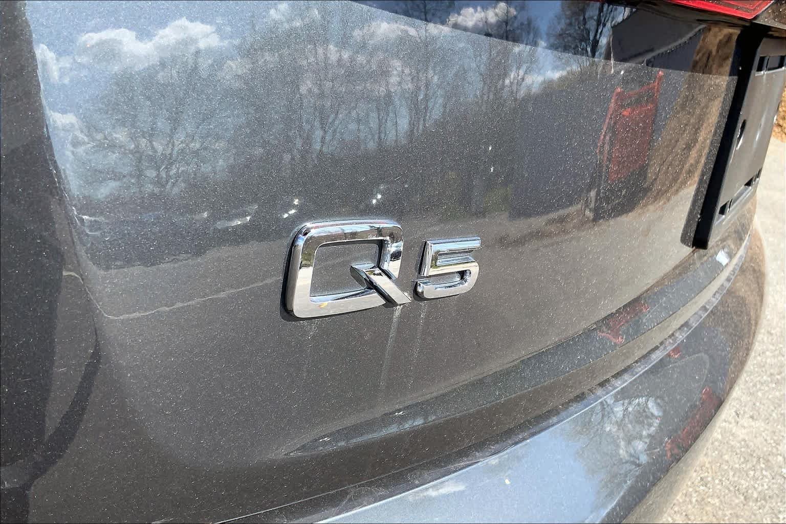 Used 2018 Manhattan Gray Metallic Audi Tech Premium Plus image 10