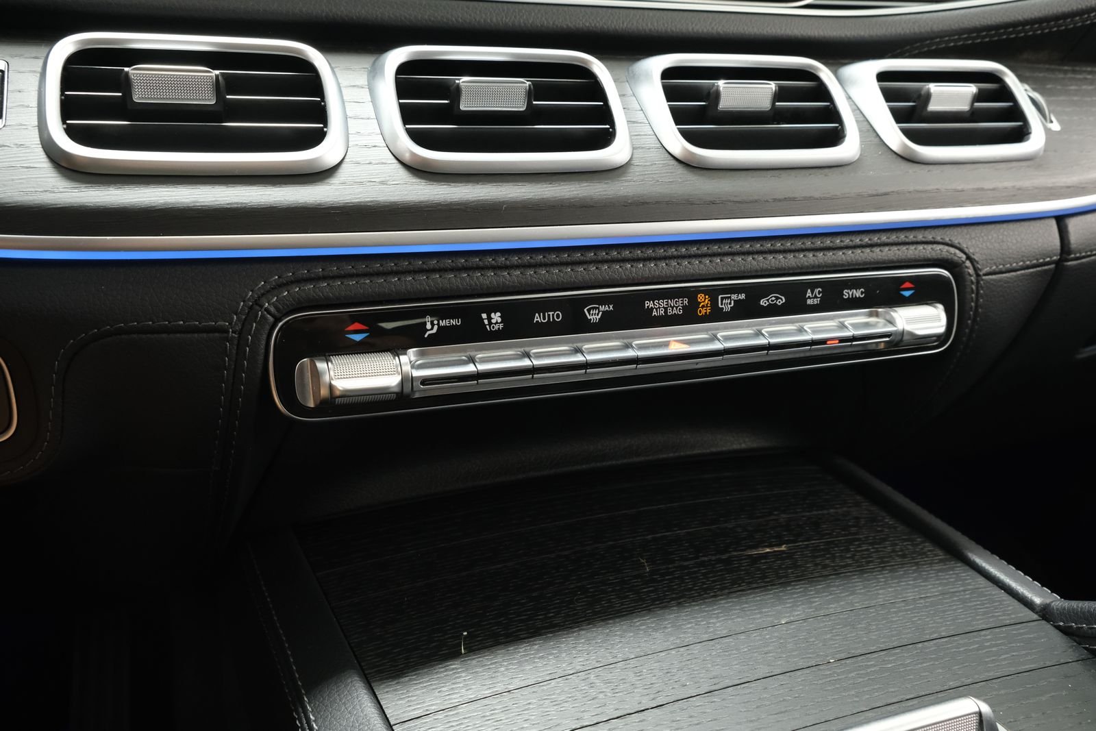 Used 2024 MANUFAKTUR Alpine Gray Mercedes-Benz GLE 450 image 23