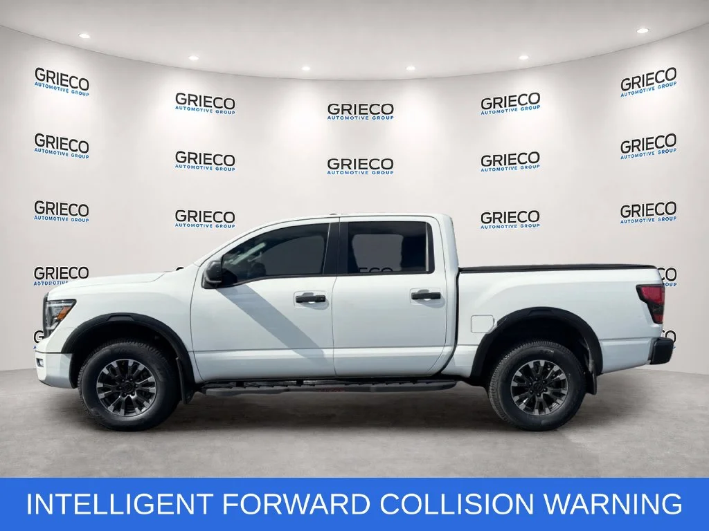 Used 2024 White Nissan PRO-4X image 4
