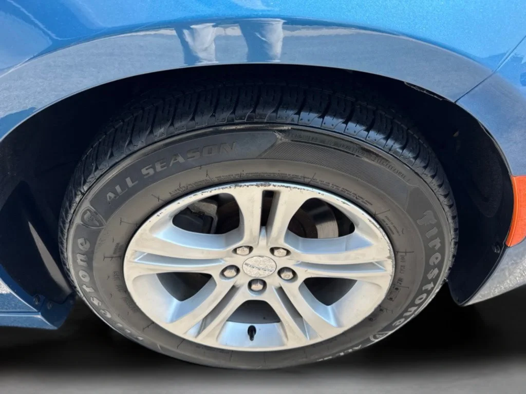 Used 2020 Frostbite Dodge SXT image 39